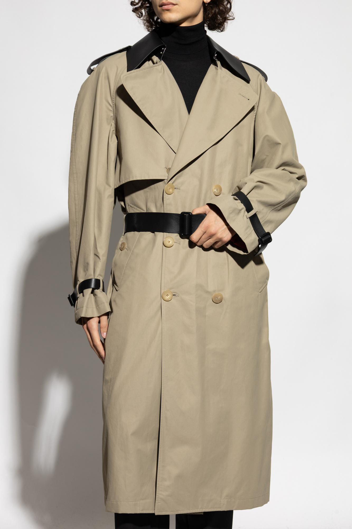 【関税＆送料込み】Givenchy Eggshell Trench Coat Givenchy Belted double-breasted Trench Coat | Neutrals